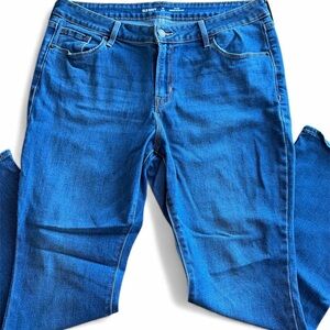 Old Navy Women's Jeans Mid-Rise Kicker Boot-Cut Size 14 Short Classic Pockets